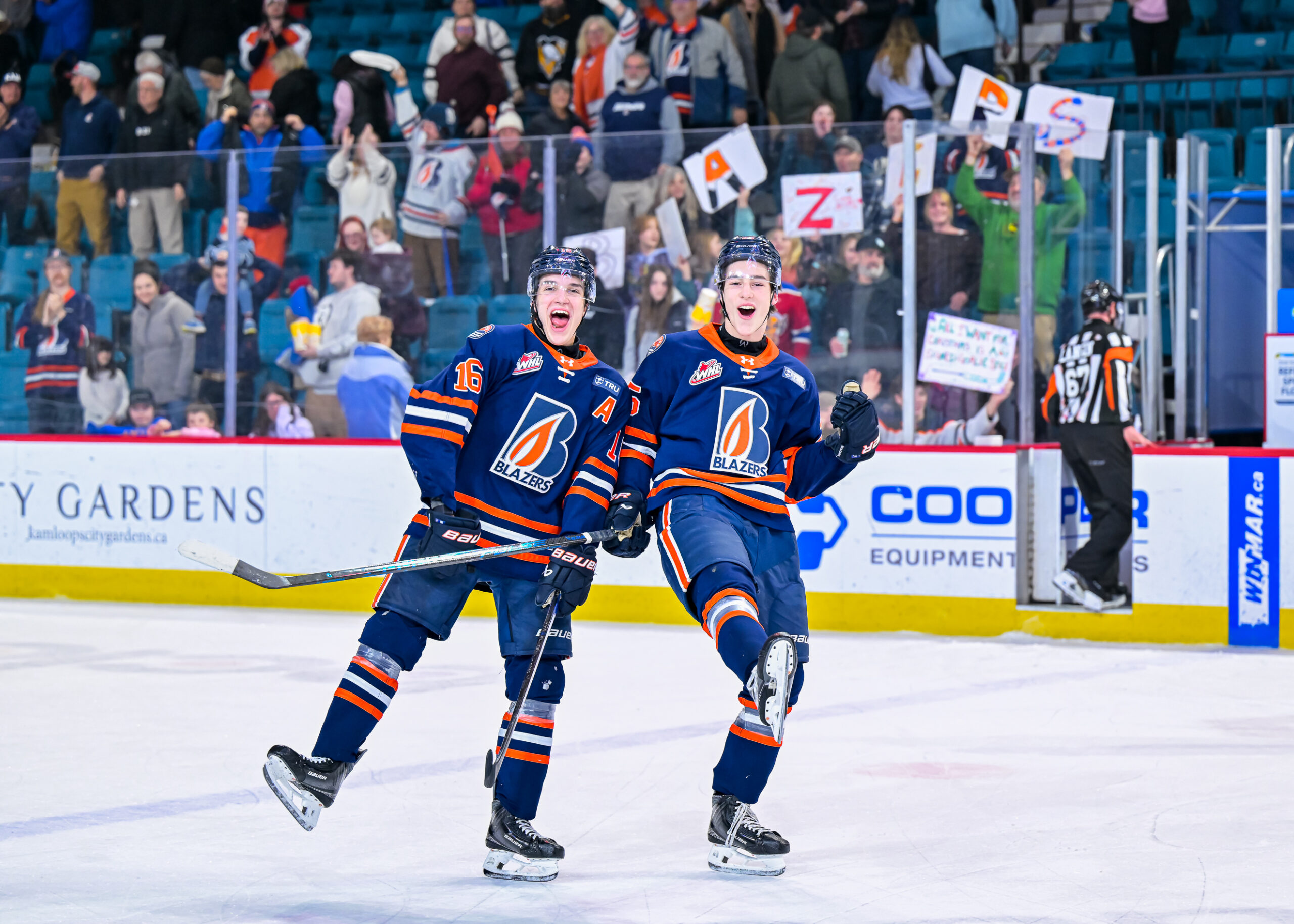 BLAZERS WIN 4-1 OVER ROCKETS